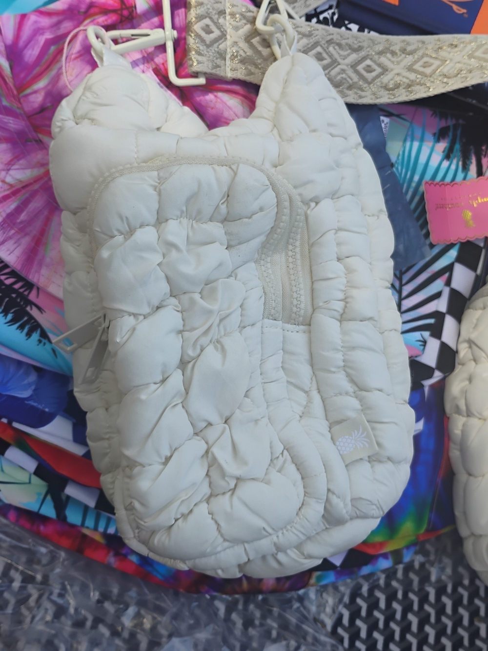 Quilted White Women's Shoulder Bag - Unbranded